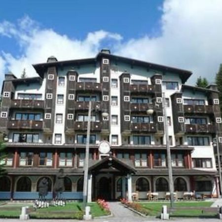 Rta Hotel Catturani Madonna Kültér fotó