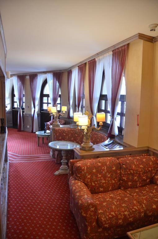 Rta Hotel Catturani Madonna Kültér fotó