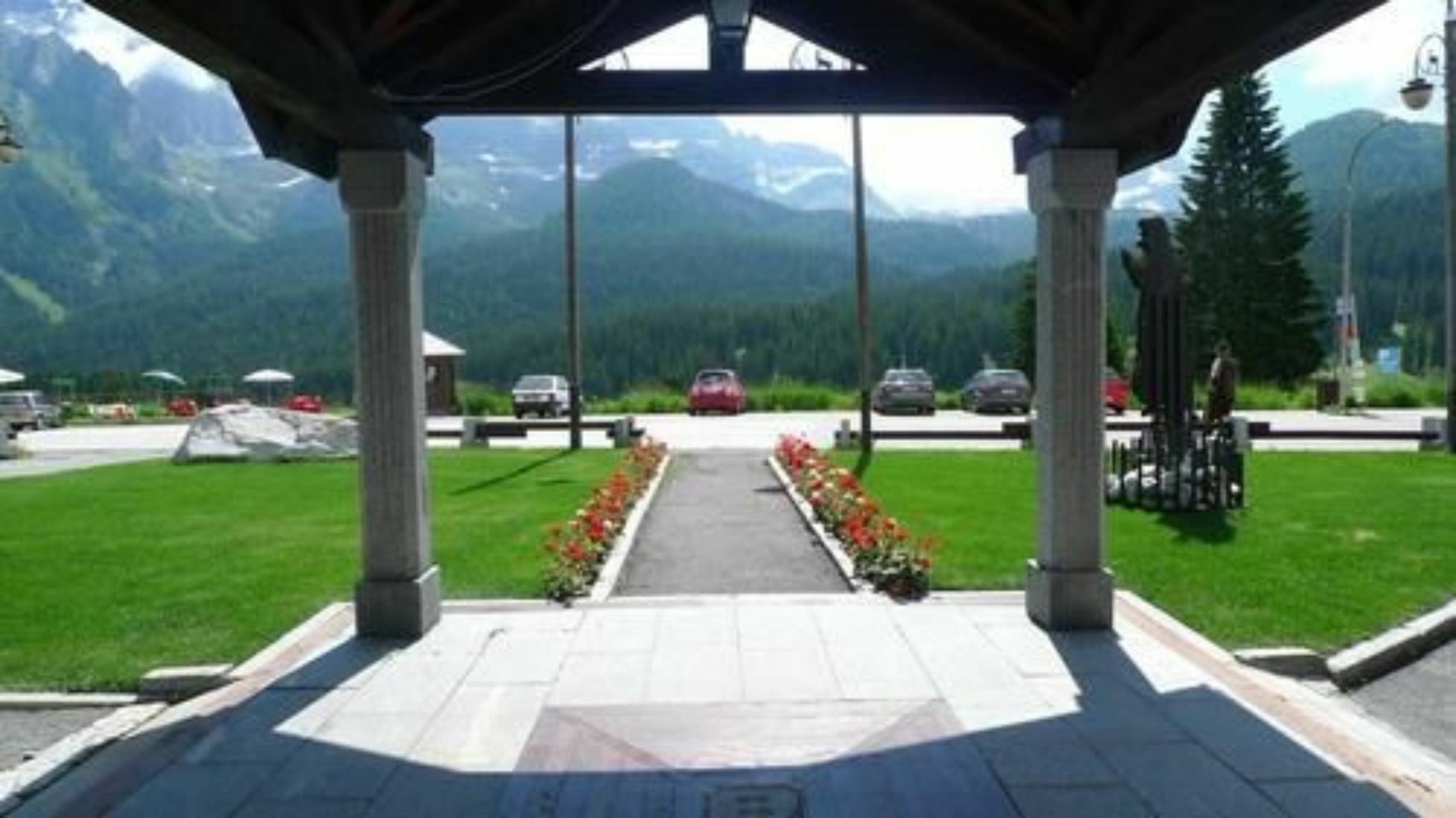 Rta Hotel Catturani Madonna Kültér fotó